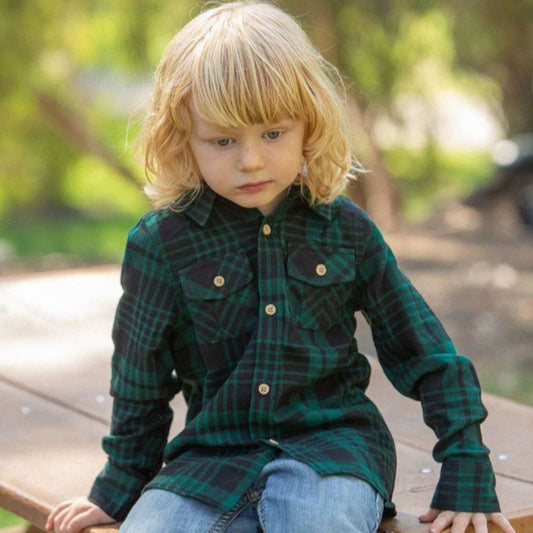 boy long sleeve green/black plaid flannel shirt with hooded model